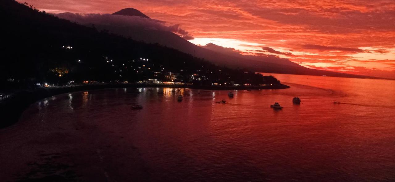 Khrisna Sunrise Homestay Tulamben Buitenkant foto