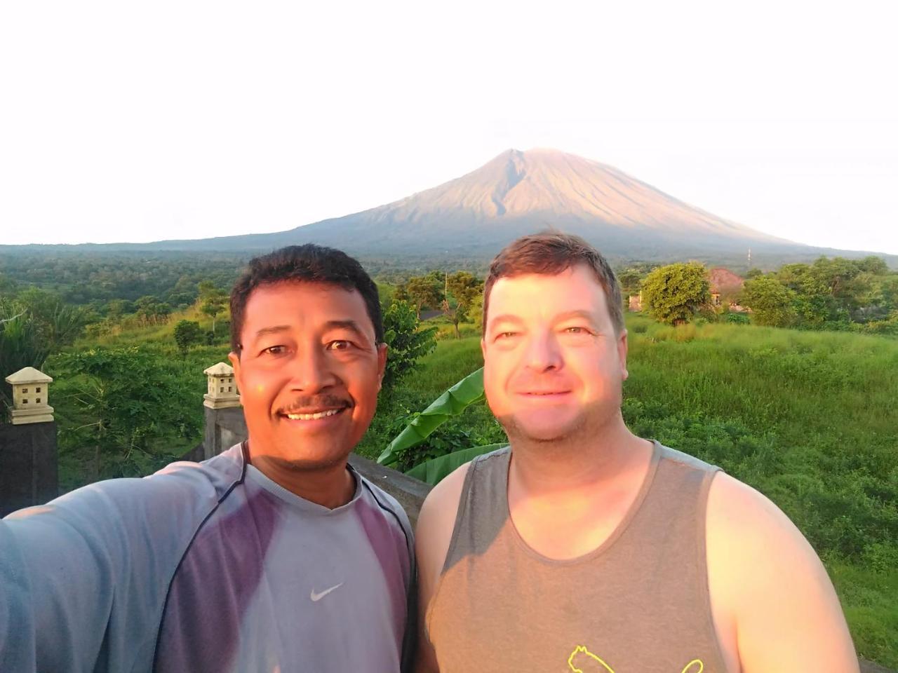 Khrisna Sunrise Homestay Tulamben Buitenkant foto