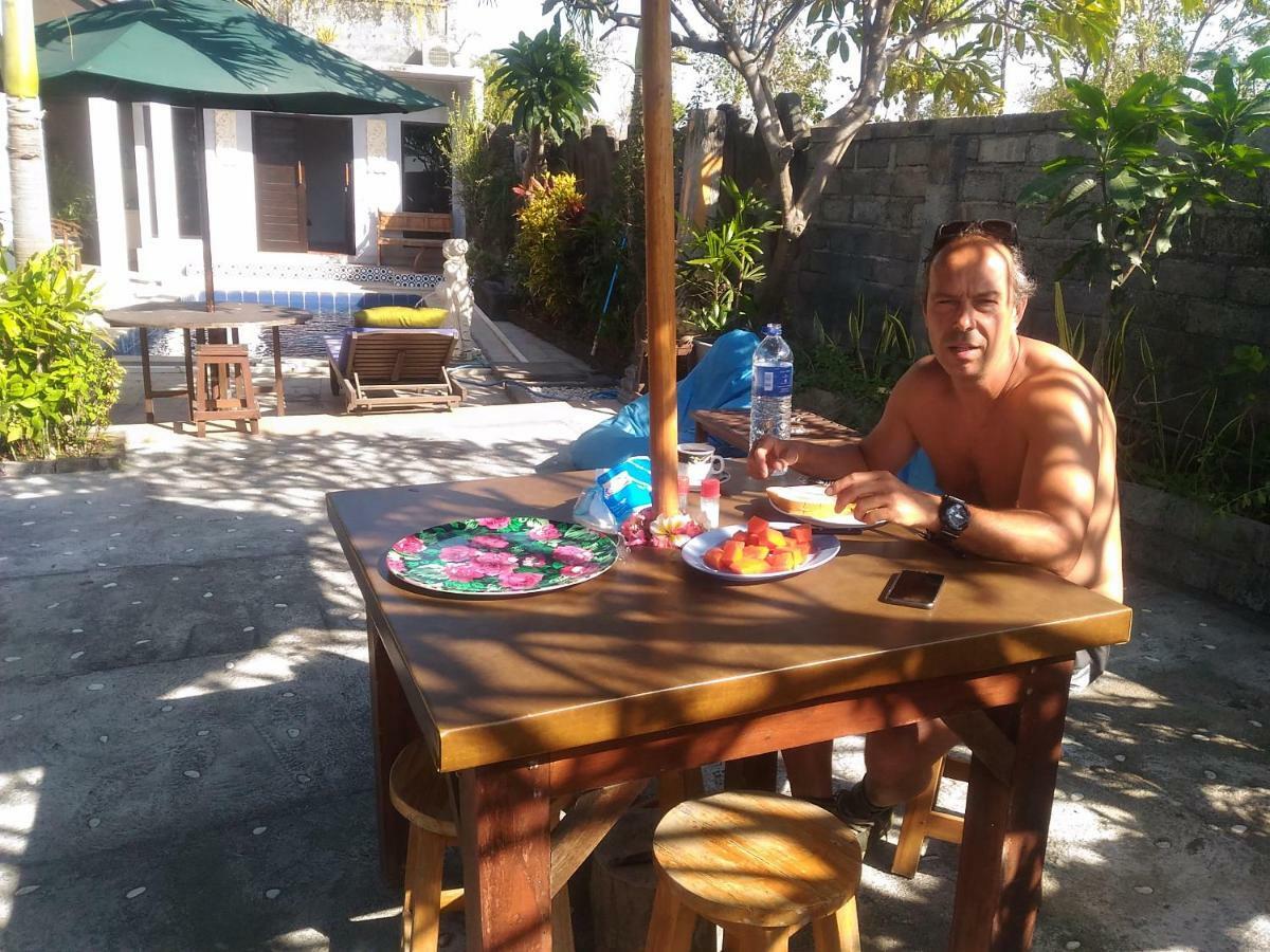 Khrisna Sunrise Homestay Tulamben Buitenkant foto